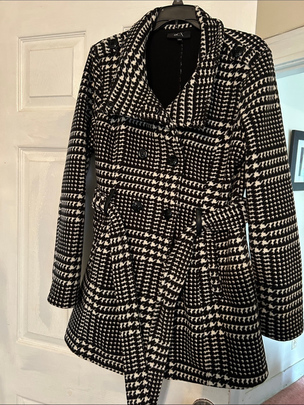 BCX Black and White Houndstooth Belted Peacoat
